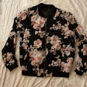 Waist length casual jacket